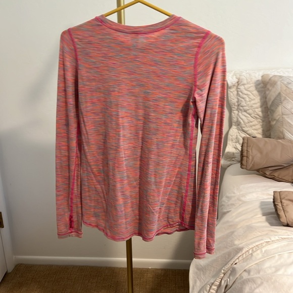 Ivivva Light Weight Top - Picture 2 of 4